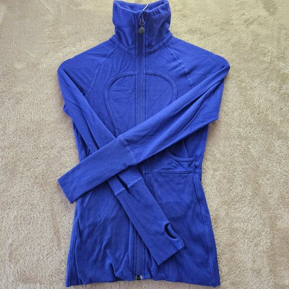 lululemon athletica Tops - Lululemon Full Zip Sweater Thumb Holes Activewear Sweatshirt Women's Size 2
